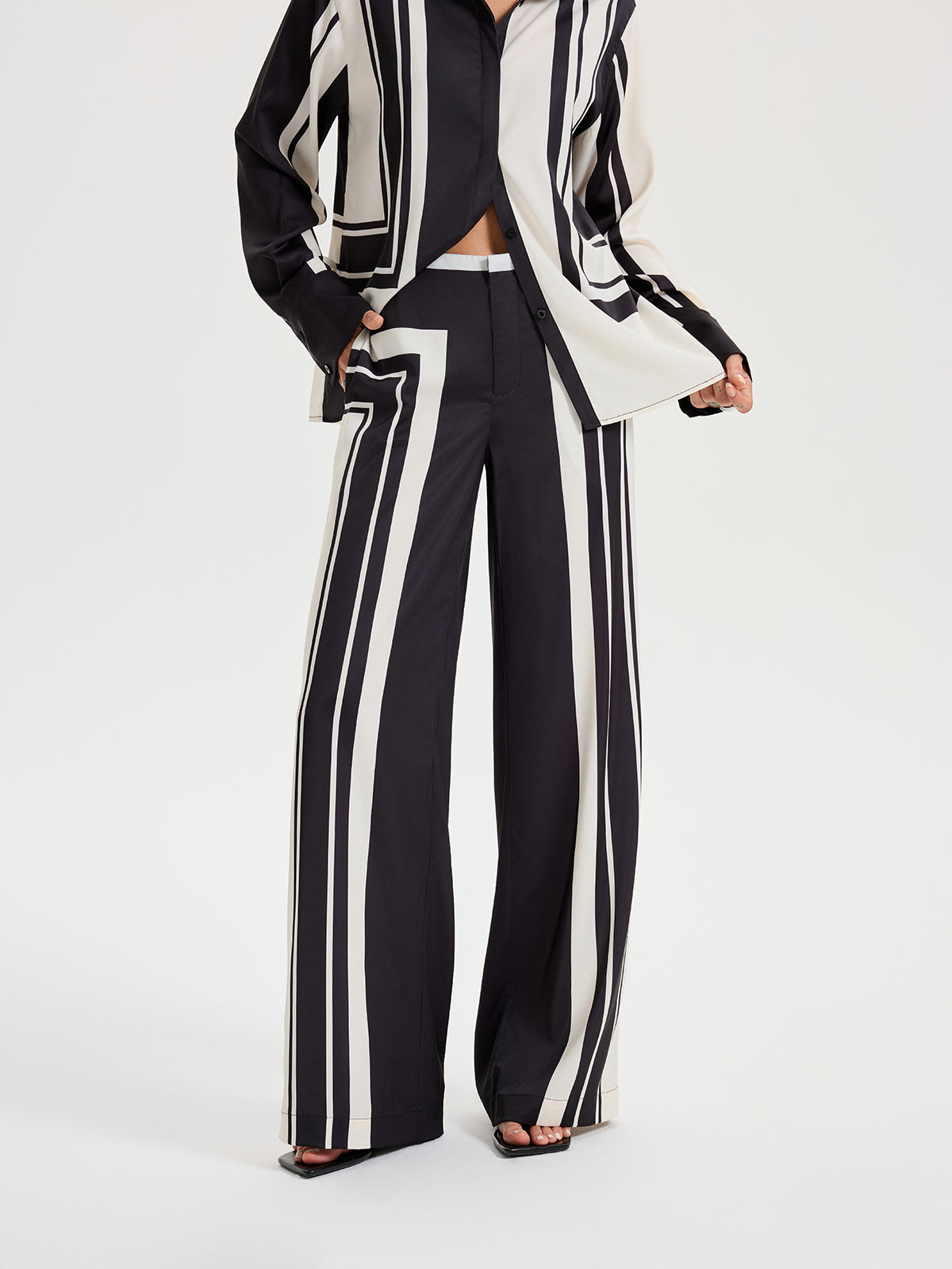 Contrast Striped Mid-Waist Wide-Leg Pants
