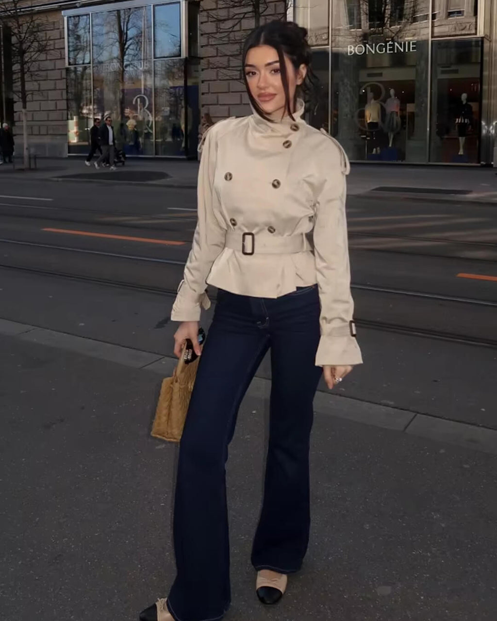 Lyss Cropped Trenchcoat